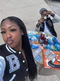 Davion Porter's Instagram, Twitter & Facebook