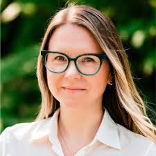 Anika Nelson's Instagram, Twitter & Facebook