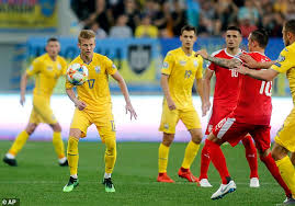 Oleksandr zinchenko joined city during the summer of 2016 from russian side football club ufa. Oleksandr Zinchenko Kisses Tv Reporter Vlada Sedan On The Cheek In Live Interview Daily Mail Online