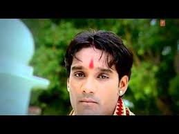 baithi ho maa saamne kar solah shringar