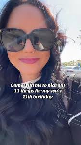 Mindy Thomas (@mindysthomas)