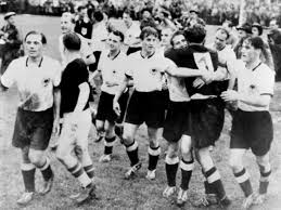 Este miércoles, previo al partido. Suiza 1954 La Favorita Hungria Cae Sorprendentemente Ante El Poderio Aleman Peru Com