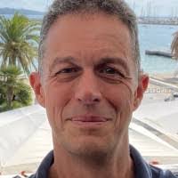 David Garratt's Instagram, Twitter & Facebook