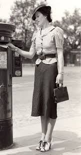 Ecco i consigli per farlo. 900 30s Fashion Ideas 30s Fashion 1930s Fashion Vintage Outfits