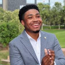 Jodi Moon's Instagram, Twitter & Facebook