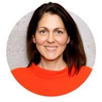 Melissa Hipp's Instagram, Twitter & Facebook