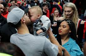 It was dell, who started the basketball era in his family. Troll Suggests Portion Control For Her Son Ayesha Curry Says Enough