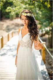 Greek Godess A Grecian Style Wedding With An Olive Branch Crown For The Bride Grecian Wedding Hair Greek Wedding Dresses Wedding Hairstyles Bride