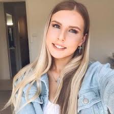 Ellie Townsend (ellieetownsend)