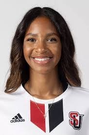 Savannah Singleton's Instagram, Twitter & Facebook