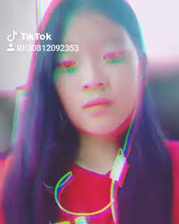 Uploads from Ella Chai