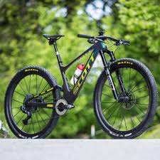 Several pro athletes including nino schurter and kate courtney have posted teasers on social media featuring vague photos of the new ride. Entrevista A Nino Schurter Estoy Deseando Probar La Nueva Scott Spark Rc En La Copa Del Mundo