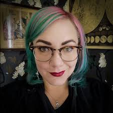 Bakom lyckta dörrar #5.12: I Knew You Were Trouble