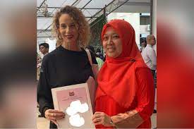 I must thank my mom for her great genes, i also say it's my mother always saying less is more, minimal products. Wendy Jacobs Wife Of Football Icon Fandi Ahmad Takes Up Singapore Citizenship Sport News Top Stories The Straits Times