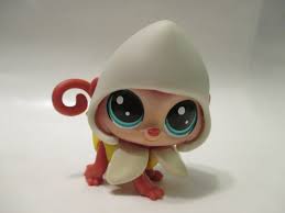 Place a banana into each one as if it were a hot dog. Littlest Pet Shop New Generation Banana Monksley Monkey 3 112 Hungry P Lpsqueen Com