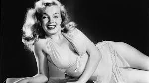 Famous for playing comedic blonde bombshell characters. Doch Mord Neue Details Zu Marilyn Monroes Tod Promiflash De