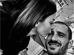 Maccari was born martina zoey maccari in italy on november 19, 1985; Martina Maccari Lady Bonucci Sbotta Sui Social Che Vita Di M
