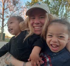 Chantelle 🩷🌸 (@twinmamachaos) • Instagram photos and videos