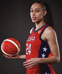 Dearica Hamby - Free pics, galleries & more at Babepedia