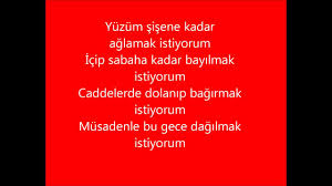 Dagilmak Istiyorum Model Feat Ozan Dogulu Sarki Sozleri Youtube
