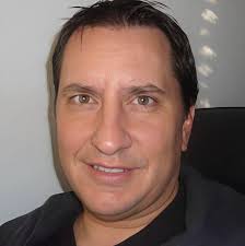 You never know who you'll bump into at a MANILOW show… Bronwyn Newport and  Todd Bradley from the Real Housewives of Salt Lake City joined in