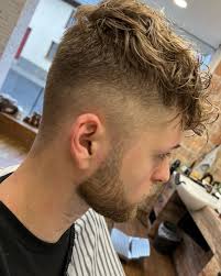 Milad Barber und Hairstylist