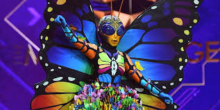 In unserem ticker lesen sie die highlights der dritten folge. The Masked Singer Butterfly Discover Is Susan Sideroupolos Gzsz Sclate