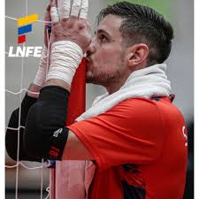 SARMIENTO EL HÉROE ARGENTINO! . . El cotejo que finalizó igualado a 3 y que  durante los adicionales se mantuvo, tuvo en Nicolas #Sarmiento 🇦🇷 la  clave, para en los penales ,vencer