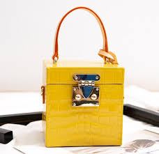 Katalog koleksi tas import fashion dan tas wanita terbaru 2018. Tas Tangan Kulit Asli Wanita Tas Kotak Persegi Baru Fesyen Wanita Buy Tas Wanita Tas Tangan Wanita Tas Tangan Wanita Tas Fashion Product On Alibaba Com