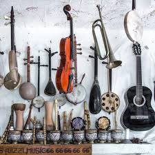 Berikut ini adalah berbagai macam dan contoh alat musik ritmis modern yang disertai asal daerahnya. Pengertian Alat Musik Ritmis Fungsi Dan Jenis Jenis Alatnya Ragam Bola Com