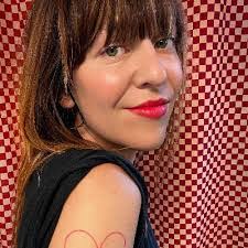 Jill Heller's Instagram, Twitter & Facebook