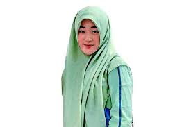Larissa chou hijrah menuntunku menemukan imamku. Larissa Chou Sebelum Hijab