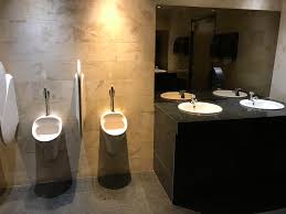 this urinal and sink without division