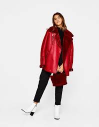 Anakalypste Tis Teleytaies Taseis Se Palta Sto Bershka Mpeite Twra Kai Breite 120 Palta Kai Nea Proionta Ka8e Ebdomada Motorcu Ceket Moda Stilleri Manto