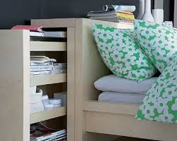 Le Lit Un Rangement De Chambre Astucieux Tete De Lit Avec Rangement Lit Rangement Lit Avec Rangement Integre