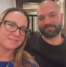 hi i am new to ball pythons and i was wondering do i put the heat mat in  tank under the bedding or directly under the tank