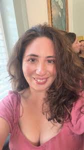 Janet Sierra's Instagram, Twitter & Facebook