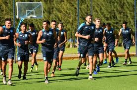 El fútbol os lo debía. Racing Con Pizzi Y Melgarejo Comenzo La Pretemporada En Ezeiza