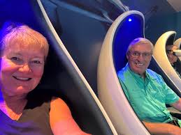 Unconditional surrender statue in Sarasota