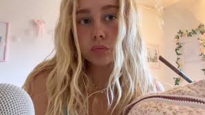 Delineador Gatinho com Côncavo em destaque. por Rafaela Froes