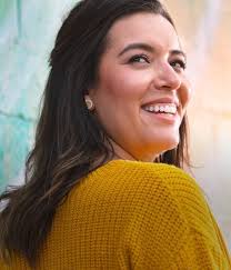 Dr. Muriel Martinez shares her love for optometry in our Video of the Week,  part of the Association of Schools and Colleges of Optometry's new public  awareness campaign: bit.ly/2ycXMqD.