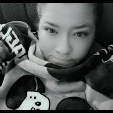 Does the VA pay for full tuition and provide a monthly stipend?