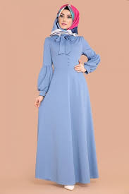 Bej renk açık renk grubunun avantajlı renklerinden biri. Meyveli Ilan Uyluk Mavi Elbisenin Ustune Esarp Yenikoskesraotel Com