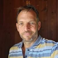 40+ "Daniel Hunziker" profiles