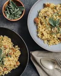 der feierabend ruckt naher und wartet mit diesem champignon salbei risotto rezept auf dich risotto reis risottorezept rezepte risotto lebensmittel essen