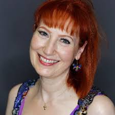 Miriam Giles (@MiriamGiles_20)