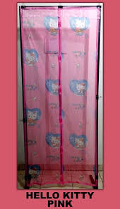 Beberapa pilihan tirai magnet yang laris manis terjual secara online di iprice indonesia adalah tirai magnet tirai pintu magnet anti nyamuk karakter hello kitty, tirai magnet monkey garden coklat muda, tirai magnet magnet anti nyamuk polos biru, tirai magnet tirai pintu magnet motif burung hantu / owl (pink) dan tirai magnet tirai pintu magnet. Tirai Magnet Anti Nyamuk Motif Hello Kitty Shopee Indonesia