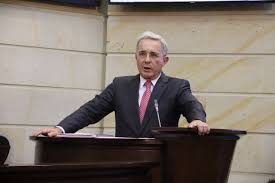 Colombia's former president alvaro uribe became president in 2002 with the help of a paramilitary group the us government had designated a foreign terrorist organization, according to a former member. Ex Prasident Uribe In Kolumbien Freigelassen Gluckwunsche Von Trump Amerika21