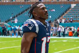 The patriots' offense is sagging and its former headache antonio brown could be available to help punch things up a bit. Antonio Brown The Patriots Worst Free Agent Signing Of The Last Decade Pats Pulpit