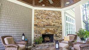 Build your dream backyard with anchor wall products like the highland stone system this outdoor fireplace / outdoor living area from the clark house by family leisure brings life to your outside. 25 Warm And Cozy Outdoor Fireplace Designs